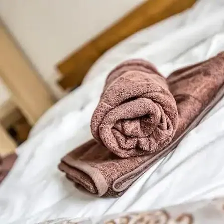 Spacious 3 Bedroom In St Julians San Ġiljan