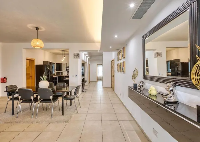 Spacious 3 Bedroom In St Julians Saint Julian's