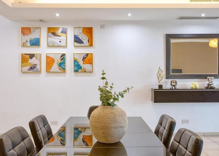 Lejlighed Spacious 3 Bedroom In St Julians Saint Julian's