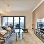 Spacious 3 Bedroom In St Julians *