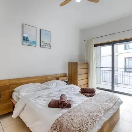 Spacious 3 Bedroom In St Julians Saint Julian's