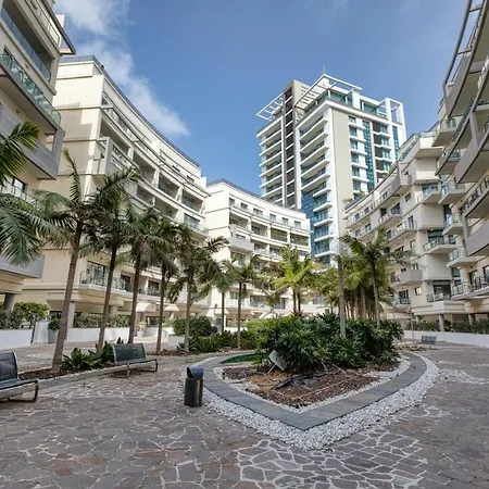 Spacious 3 Bedroom In St Julians Apartament *