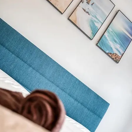 Spacious 3 Bedroom In St Julians * St. Julian's