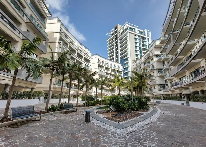 Spacious 3 Bedroom In St Julians Apartament *